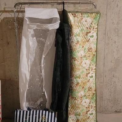 Storage rack and containers