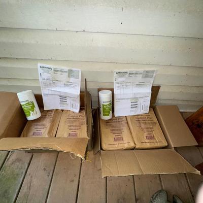 482 Gardeners Supply Co. New in Open Boxes Compost Booster