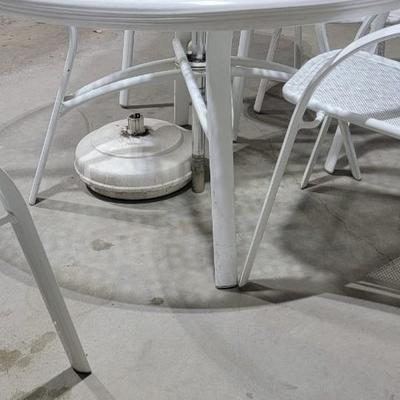 Homecrest outdoor table 4 chairs