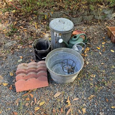 490 Misc LOT of Outdoor Accessories