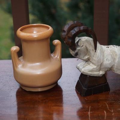 WISCONSIN ART 5" HANDLED POTTERY VASE & 5 1/2" WOOD CARVED RAM FOLK ART