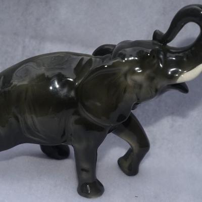 MID 20TH CENTURY CERAMIC GLAZED ELEPHANTS BLACK AND LIGHT BLUE PAIR 5" BY 10"