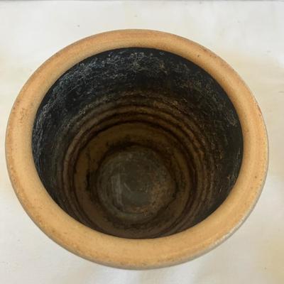 Tomlinson & More Hand Crafted Stoneware Jugs & Pot (LR/MK)