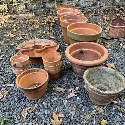 492 LOT of terra-Cotta Pots