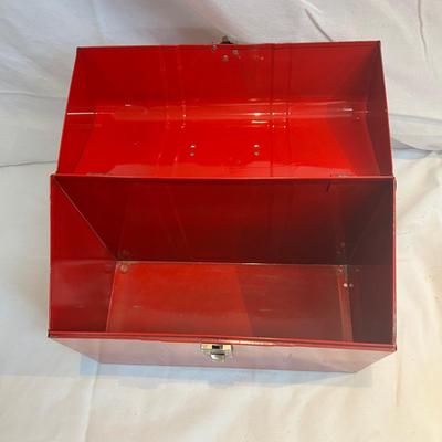 Old School Metal Tool Box & Lunch Box (LR/MK)