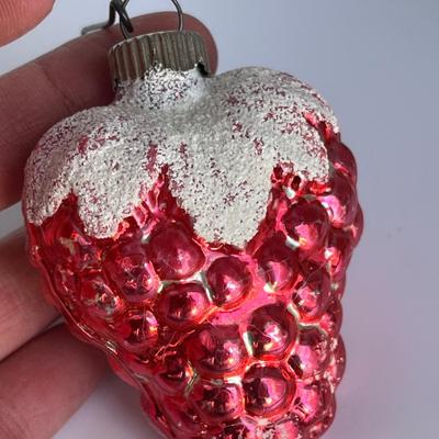 Lot 297 Vintage ornaments #5