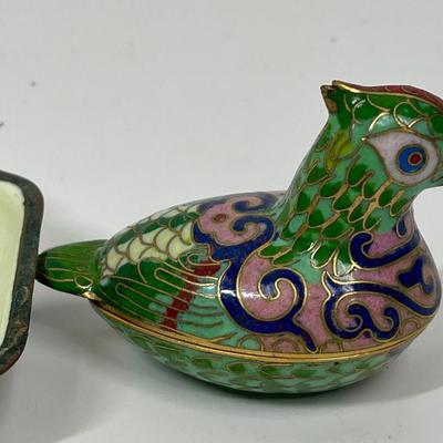 Cloisonné Lot - 2 Bird Trinket boxes and Tray