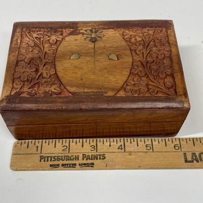 Vintage Wood Tea Box Inlay and Carving Red Felt Inside