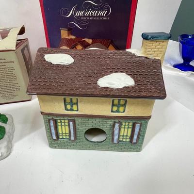 Lot of 3 Lighted Christmas Lighted Houses