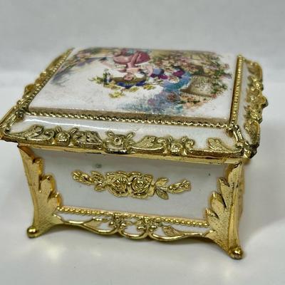 Vintage Westland Music Box Plays "MEMORY" Song Porcelain and Gold tone metal