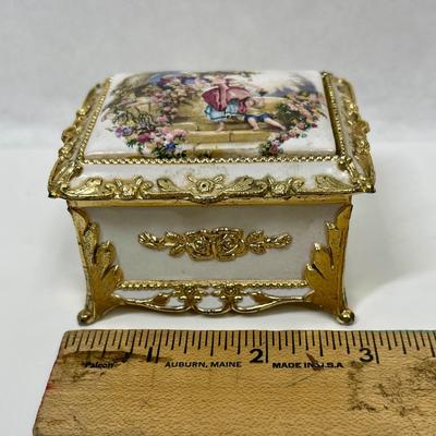 Vintage Westland Music Box Plays "MEMORY" Song Porcelain and Gold tone metal