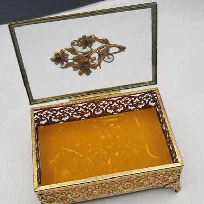 Vintage Jewel Box & Juliana, Cameo, Swarovski Bracelets