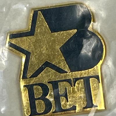 Collector's Pin Black Entertainment Television BET vintage 90's