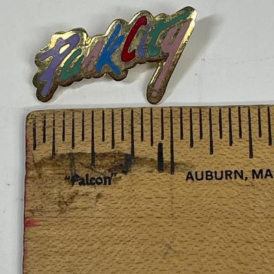 Collector’s Pin PARK CITY vintage