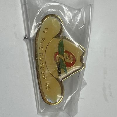 Bus Rodeo 1979-1995 Cowboy Hat Shaped pin