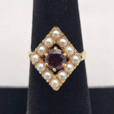 Antique 14k Gold Pearl Garnet Size 5 Ring - 3.4gr