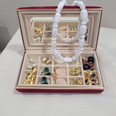 Clio earrings, jewelry box, necklace