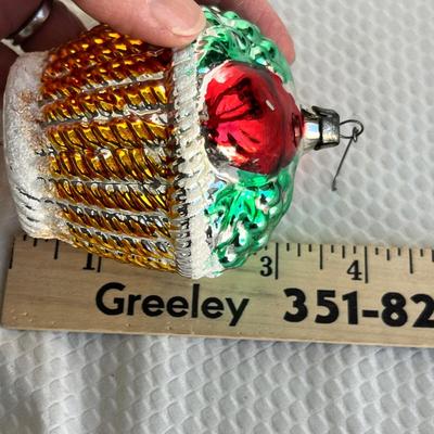 Lot 313 Vintage ornaments #18