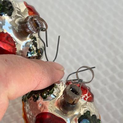 Lot 318 Vintage ornaments #23