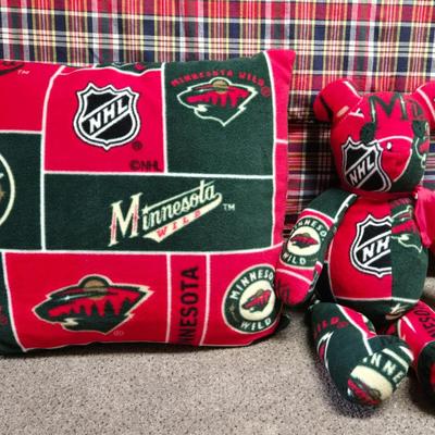 Red & Green Minnesota NHL Fleece Teddy & Pillow
