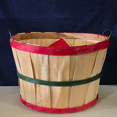 Harvest Basket with Quilted Fabric & Santa Boot Cut Outs