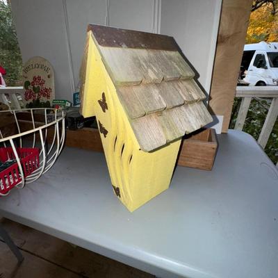 509 Large Garden/Yard Decor/Bird House LOT