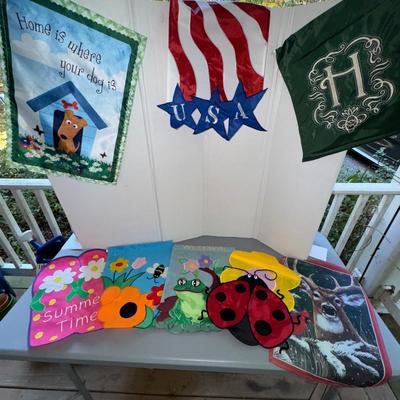 610 Garden/Lawn Flag LOT