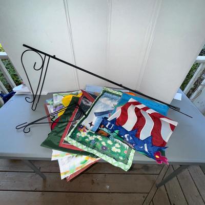 610 Garden/Lawn Flag LOT