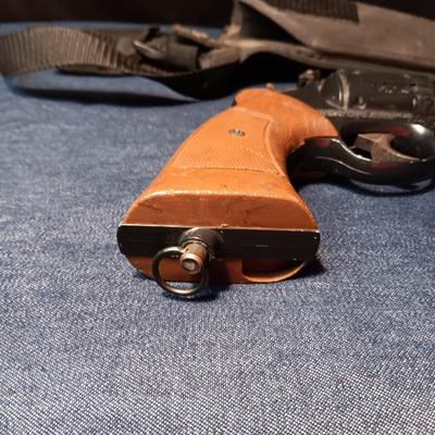 DAISY POWERLINE MODEL 44 PELLET PISTOL