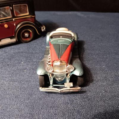 '35 DUESENBERG SSJ & '33 MERCEDES-BENZ DIE-CAST MODELS