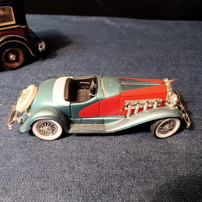 '35 DUESENBERG SSJ & '33 MERCEDES-BENZ DIE-CAST MODELS