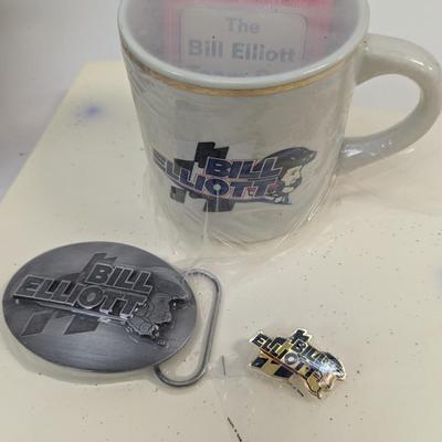NASCAR Winston Cup Series Collectors Tin - Million Dollar Bill Elliot Collectible - Opened