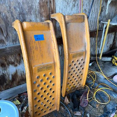 Lot 7: Shed Selection