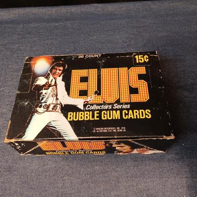 DONRUSS 36 COUNT ELVIS PRESLEY BUBBLE GUM TRADING CARDS
