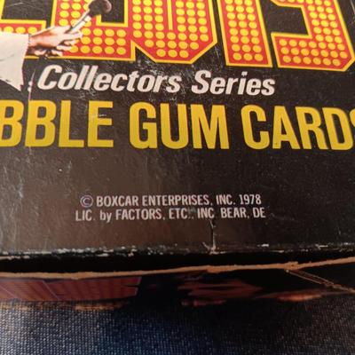 DONRUSS 36 COUNT ELVIS PRESLEY BUBBLE GUM TRADING CARDS