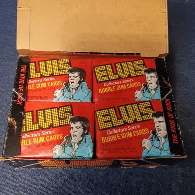 DONRUSS 36 COUNT ELVIS PRESLEY BUBBLE GUM TRADING CARDS