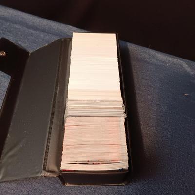 BOX OF HOCKEY TRADING CARDS