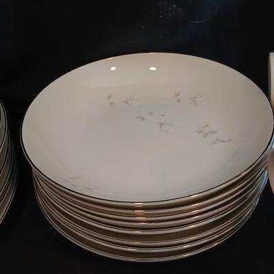 38 piece "Bridal Rose" Celebrity Fine China No. 5895-2 oriental original celebrity Japan