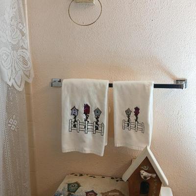Birdhouse themed hand Towels Birdhouse Kleenex box and towel holder