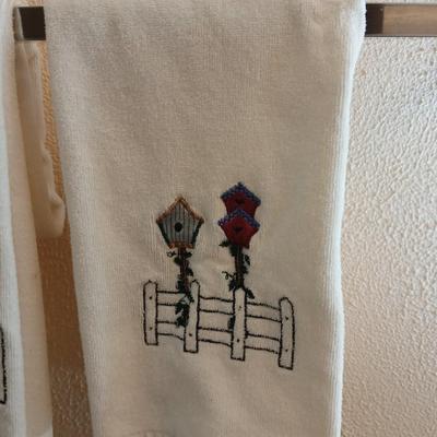 Birdhouse themed hand Towels Birdhouse Kleenex box and towel holder
