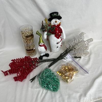 Lot 343 Assorted Christmas Decor