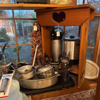 Lot 23: Kitchen Items, Art & More