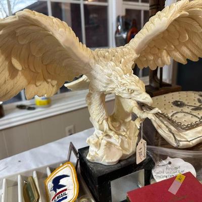 Lot 24: Jewelry Counter Selection