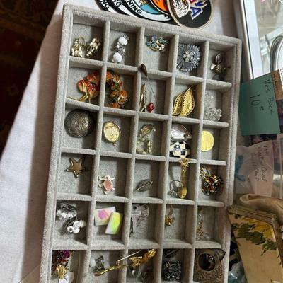 Lot 24: Jewelry Counter Selection
