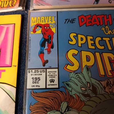 4 COMIC BOOKS (2)