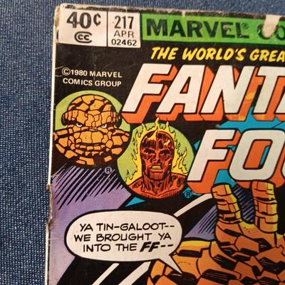 4 COMIC BOOKS (3)