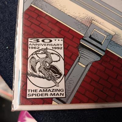 4 COMIC BOOKS (3)