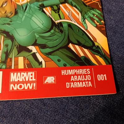 5 COMIC BOOKS