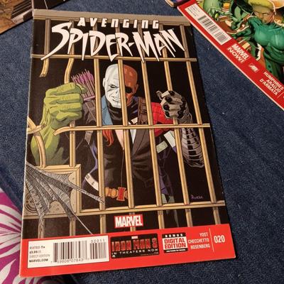 5 COMIC BOOKS