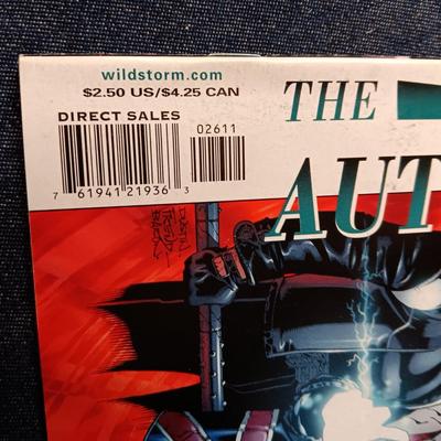4 COMIC BOOKS (5)